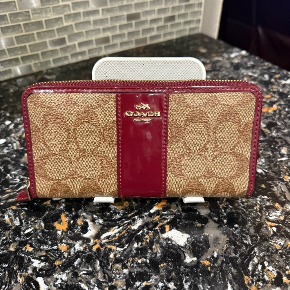 COACH Zip Around Wallet